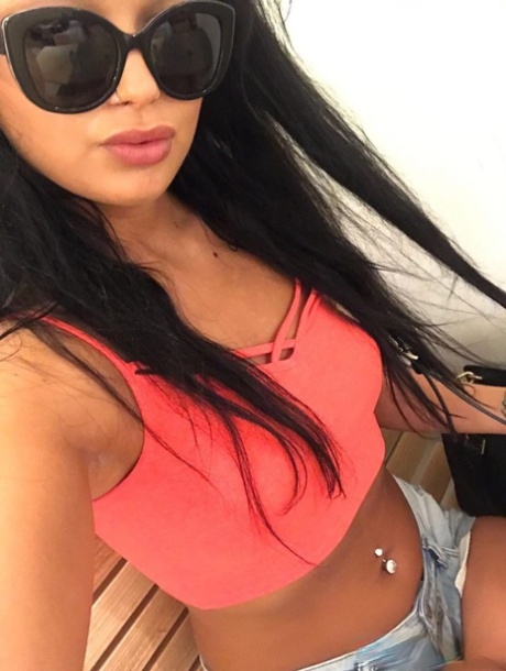 Balaban Escort Slav Kökenli VIP Bayan Gözde